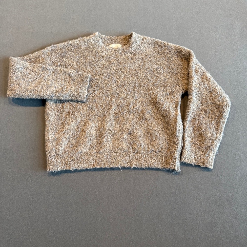 Universal Thread Boucle Crewneck Sweater Women's M Gray Wool Blend